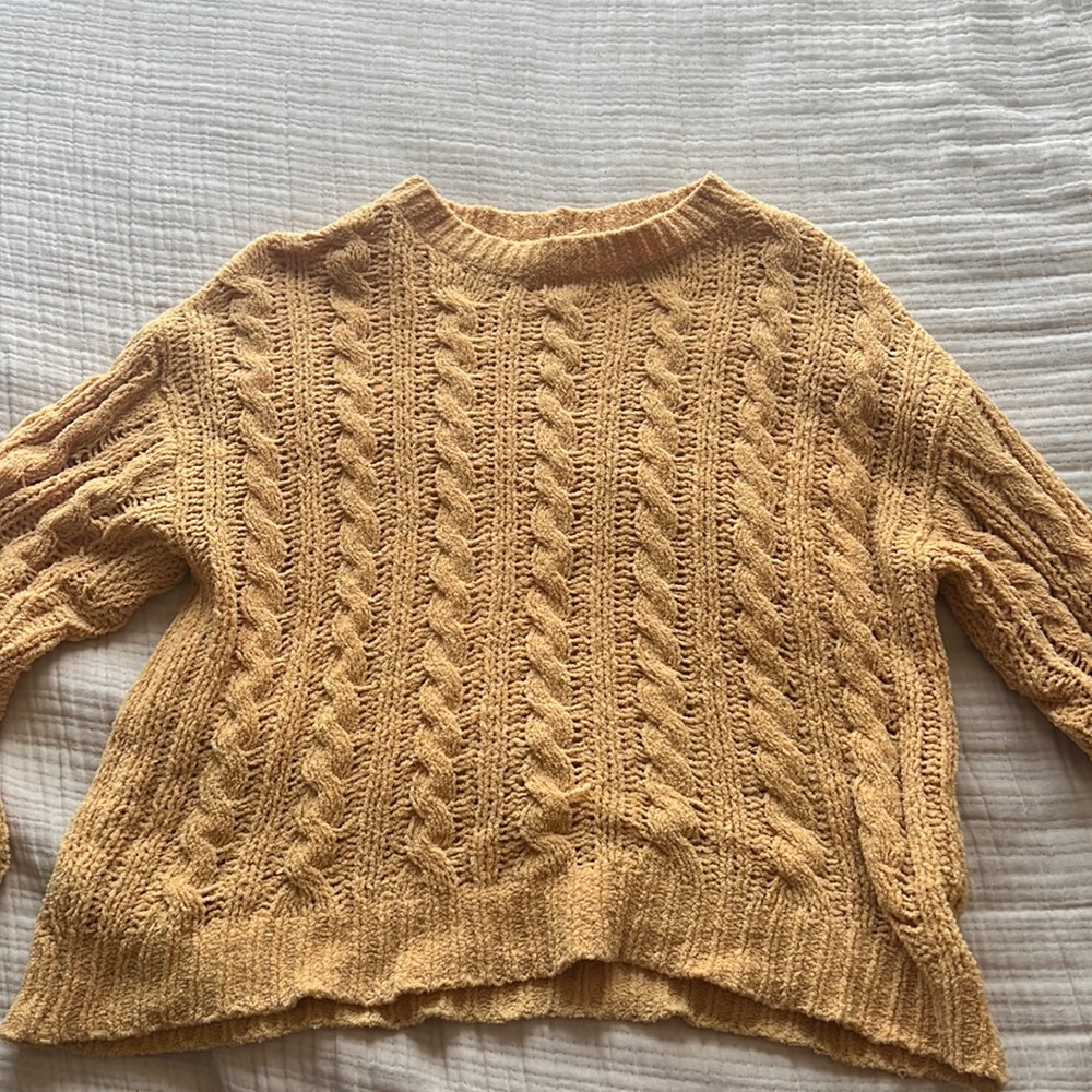 American Eagle Sweater